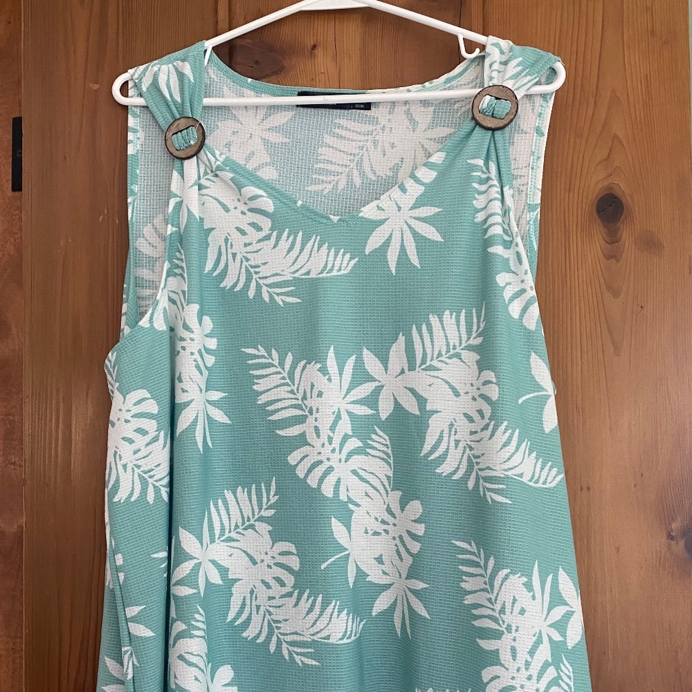 PLUS Perfect Summer/Vacation Hi/low tunic top!  2x  New, no tags